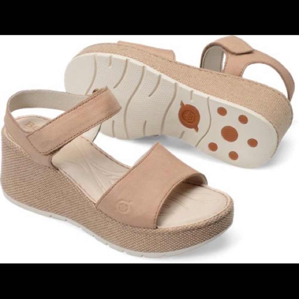 Born Lucee Wedge Sandals - Tan